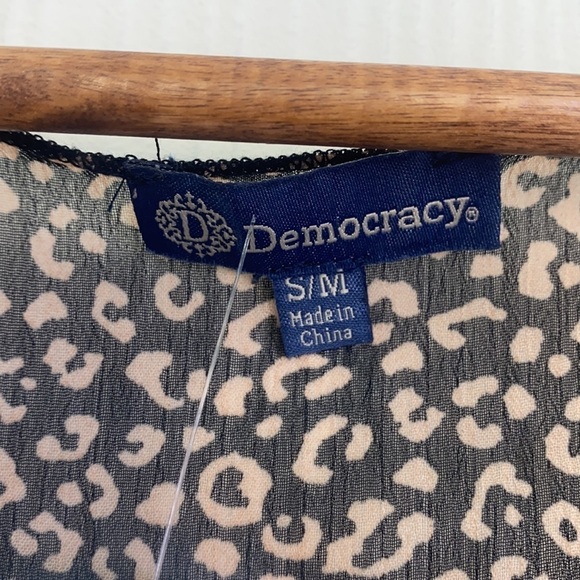 Democracy - NWT Quarter Length Pink & Black Double Ruffle Cardigan Size S/M - Picture 8 of 12